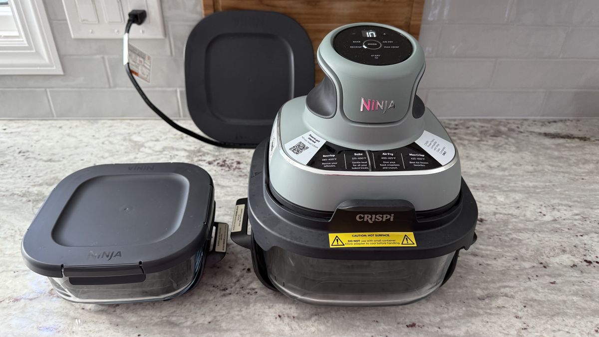 Ninja Crispi - це не звичайна фритюрниця, і її унікальний дизайн робить її вартою своєї ціни